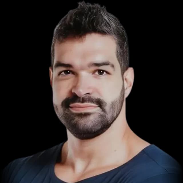 Prof. Matheus Motta